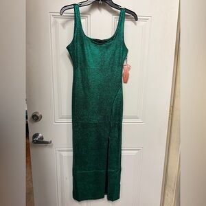 Haute Monde Shimmering Green bodycon midi Dress nwt